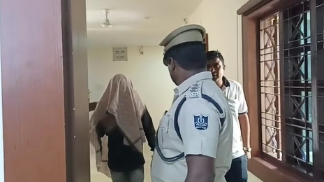 ଏଟିଏମ୍ ନ ଭାଙ୍ଗି କେମିତି ଲୁଟିଲା ଟଙ୍କା ? ପୋଲିସକୁ କହିଲା ଲୁଟେରା