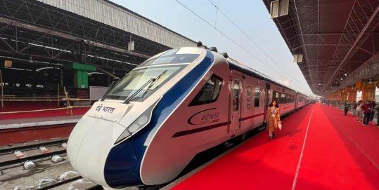 ପୁରୀରୁ ଗଡ଼ିଲା ‘ବନ୍ଦେ ଭାରତ ଏକ୍ସପ୍ରେସ’, ଭର୍ଚୁଆଲରେ ଶୁଭାରମ୍ଭ କଲେ PM