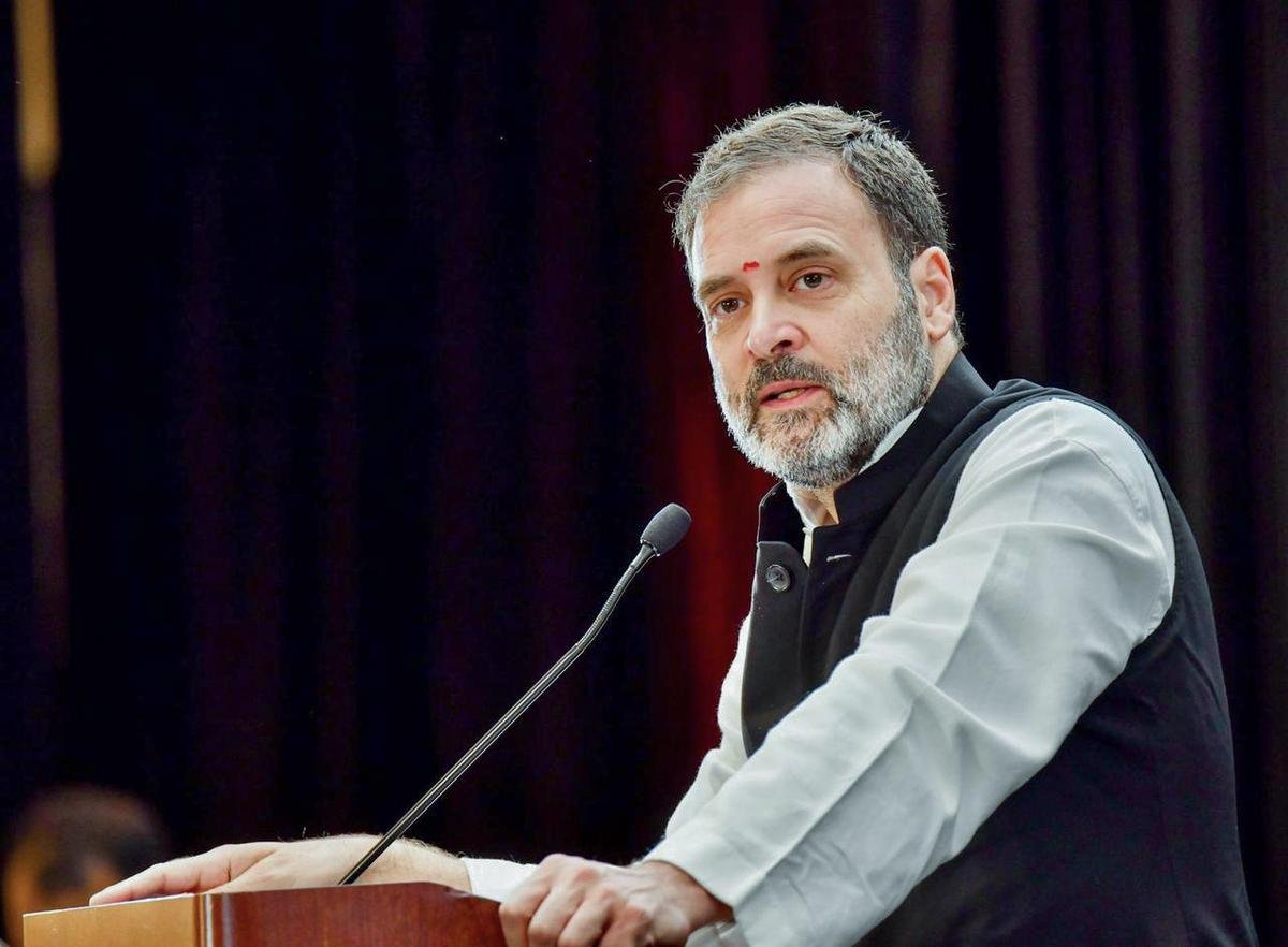 ପ୍ରଧାନମନ୍ତ୍ରୀ ନରେନ୍ଦ୍ର ମୋଦି ରେଳମନ୍ତ୍ରୀଙ୍କୁ ଇସ୍ତଫା ଦେବାକୁ କୁହନ୍ତୁ: ରାହୁଲ ଗାନ୍ଧୀ