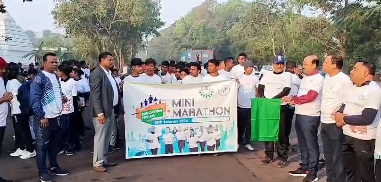 ଡ଼ ଅଚ୍ୟୁତ ସାମନ୍ତଙ୍କ ଆହ୍ୱାନରେ ପାରାଦ୍ୱୀପରେ ଅନୁଷ୍ଠିତ ହୋଇଯାଇଛି ମିନି ମାରାଥନ ଦୌଡ