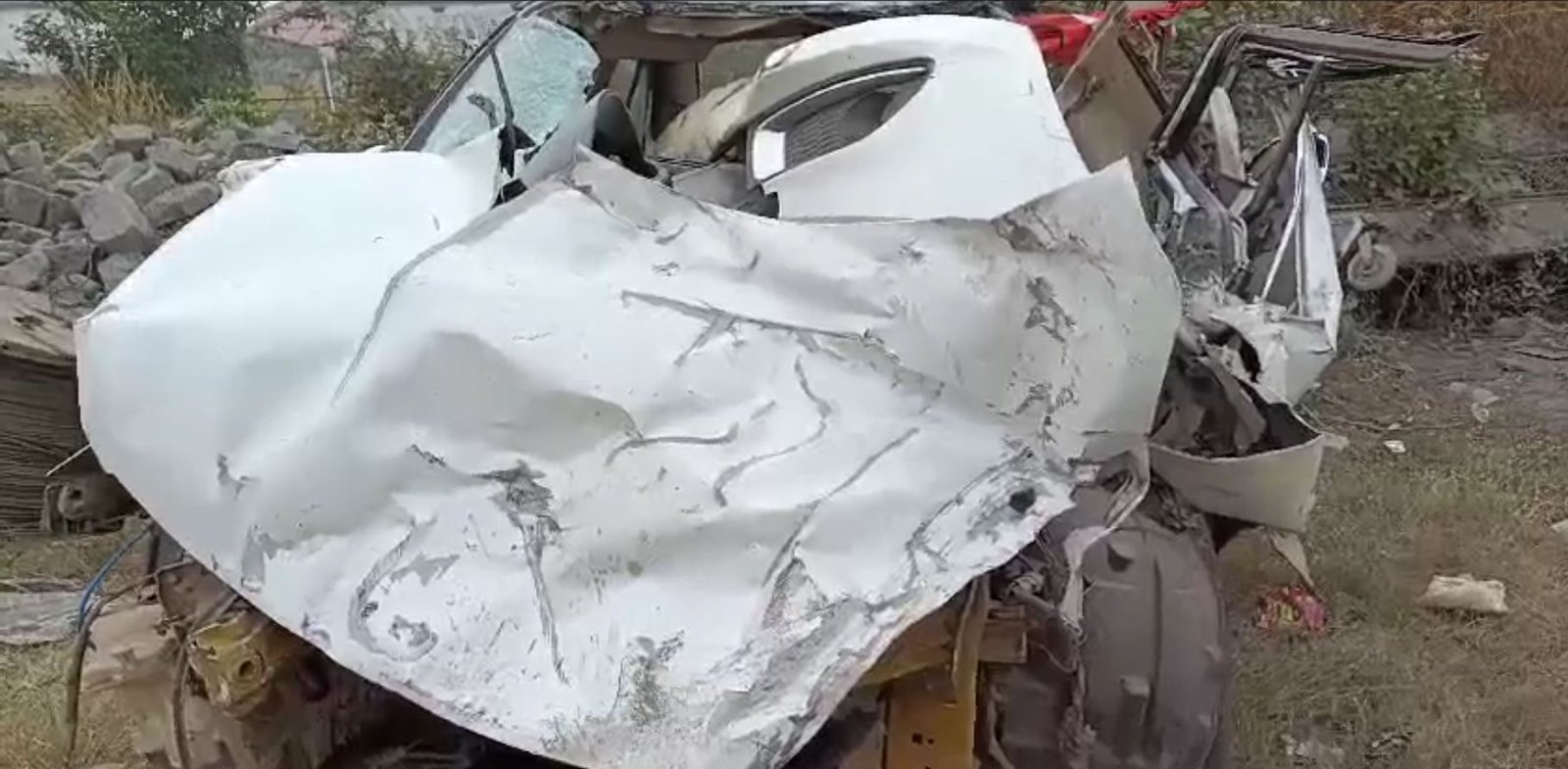 କେମିତି ଟ୍ରକ୍ ପଛରେ ପିଟିହେଲା ସୁଧାକର ବସନ୍ତଙ୍କ କାର?