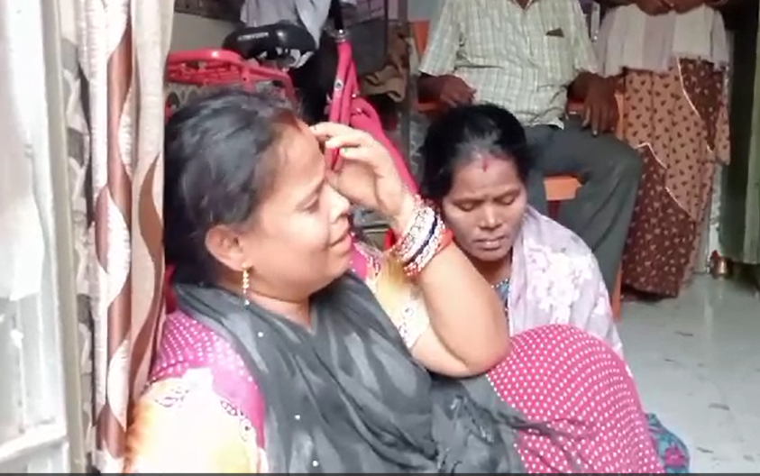 ମୋବାଇଲ ରେ ଲୁଚି ରହିଛି କି ଯୁକ୍ତ୨ ନାବାଳିକା ଛାତ୍ରୀ ସୋନାଲି ପାତ୍ରଙ୍କ ମୃତ୍ୟୁ ରହସ୍ୟ !