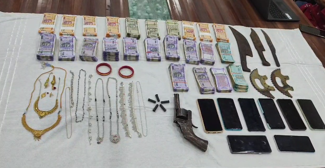 ଆନ୍ତଃ ଜିଲ୍ଲା ଲୁଟେରା ଗ୍ୟାଙ୍ଗଠାରୁ ବିପୁଳ ସୁନା ଅଳଙ୍କାର ଜବତ