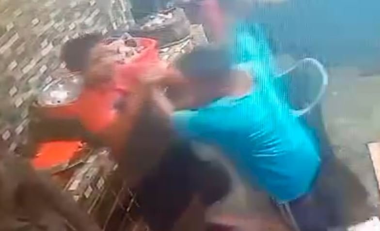 рмЦрнБрм▓рмормЦрнБрм▓рм╛ рмЧрнБрмгрнНрмбрм╛рмЧрм░рнНрмжрнНрмжрм┐рмжрнЛрмХрм╛рмирм░рнЗ рмкрм╢рм┐рм▓рм╛ рмЧрнНрм░рм╛рм╣рмХрмЩрнНрмХрнБ рм╣рм╛рмгрм┐рм▓рм╛