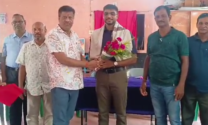 ଓପିଏସ୍‌ସି ପରୀକ୍ଷାରେ କୃତିତ୍ବ, ଘଷିପୁରା ତଥା ଓଡ଼ିଶାର ସେବା କରିବା ସତ୍ୟବ୍ରତଙ୍କ ଲକ୍ଷ୍ୟ