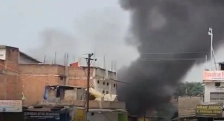 ପୋଲିସକର୍ମୀଙ୍କ ସ୍ତ୍ରୀ-ଝିଅର ହତ୍ୟା,ବିଲରେ ପଡିଥିଲା ଅର୍ଦ୍ଧ ଉଲଗ୍ନ ଶରୀର; ଉତ୍ୟକ୍ତ ଲୋକେ ଜାଳିଦେଲେ ଅଭିଯୁକ୍ତଙ୍କ ଘର