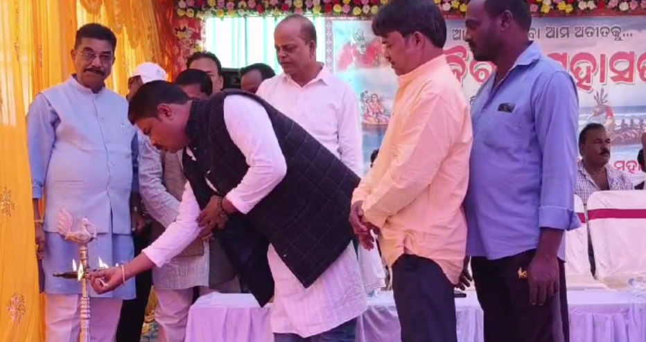 ପରିବାର ପ୍ରତିପୋଷଣରେ ବର୍ଜ୍ୟଜଳ ସାଜିଛି ବାଧକ