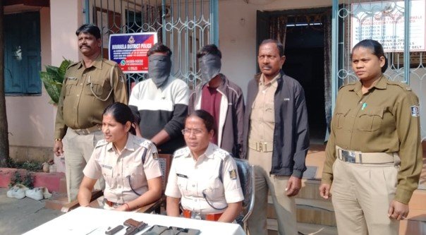 ରାଉରକେଲା ସେକ୍ଟର-୪ ରେ ପିସ୍ତଲ ସହ କାର ଜବତ, ଯୁବକ ଅଟକ