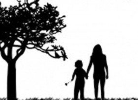 ସ୍କୁଲରେ ପାଠ ପଢ଼ାଉଥିଲେ ସ୍ୱାମୀ, ହଠାତ୍ ଆସି ଦେଇଗଲା ଧମକ, ଝିଅ ସହ ମିଶି ନେଲା ଭୟଙ୍କର ପଦକ୍ଷେପ