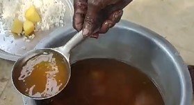 ଆସ କିଏ ଖାଇବ ଆମ ସ୍କୁଲ ଖାନା, ଗରମ ପାଣିକୁ ଗୁଣ୍ଡ ହଳଦୀ ଦିଅ ଚାଖି ଦିଅ…