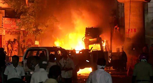 ଔରଙ୍ଗଜେବଙ୍କୁ ନେଇ ନାଗପୁରରେ ଉଗ୍ରରୂପ ନେଲା ହିଂସା, ପଥର ମାଡ଼, ଭଙ୍ଗାରୁଜା, ୪୦ ରୁ ଅଧିକ ଗିରଫ