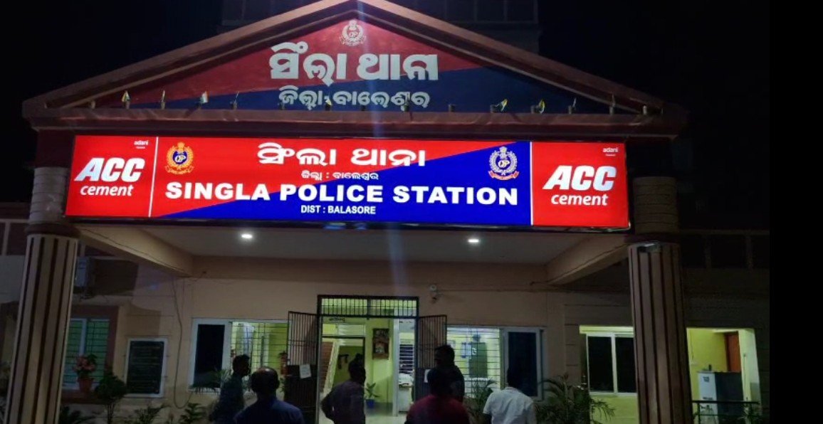 ଚୋରି କଲେ, ଛେଚା ଖାଇଲେ