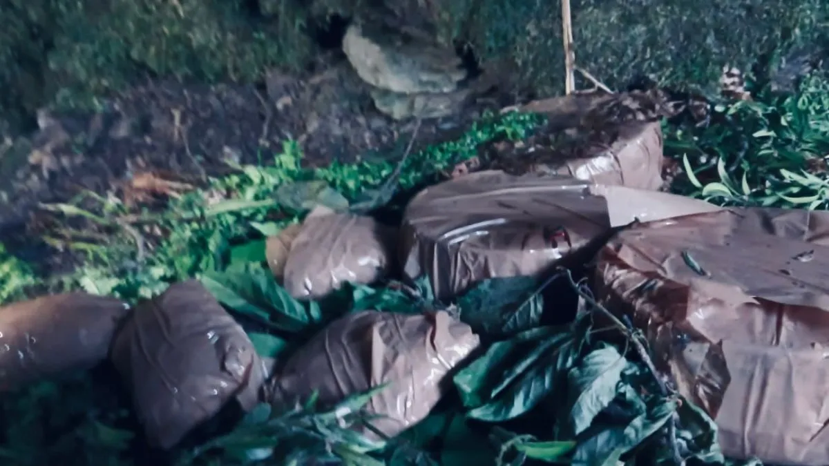 ଜମ୍ମୁ ଓ କାଶ୍ମୀରର ପୁଞ୍ଚରେ ଆତଙ୍କବାଦୀଙ୍କ ଗୁପ୍ତ ଆଡ୍ଡା ଧ୍ୱଂସ, ଆଇଇଡି ଏବଂ ଅନ୍ୟାନ୍ୟ ସାମଗ୍ରୀ ଜବତ