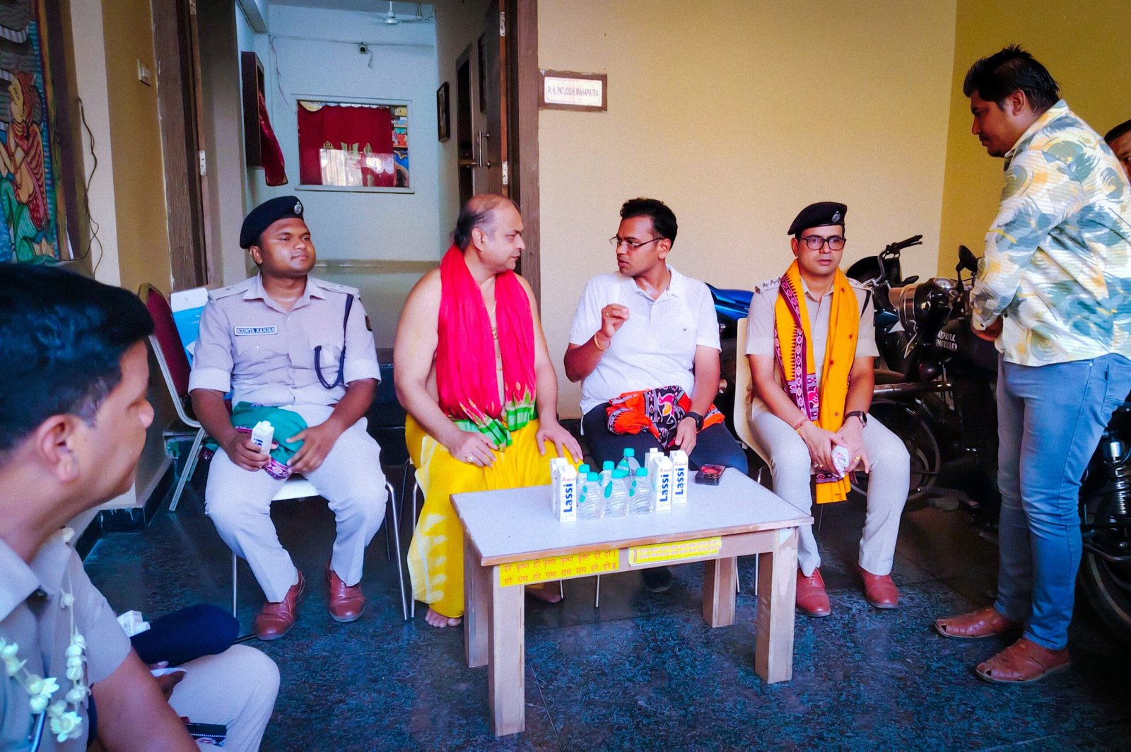 ରଥଯାତ୍ରା ପାଇଁ ପୁରୀ ଏସ୍ପିଙ୍କ ସାହି ଗସ୍ତ ଓ ସ୍ଥାନୀୟ ଲୋକଙ୍କ ସହ ଆଲୋଚନା