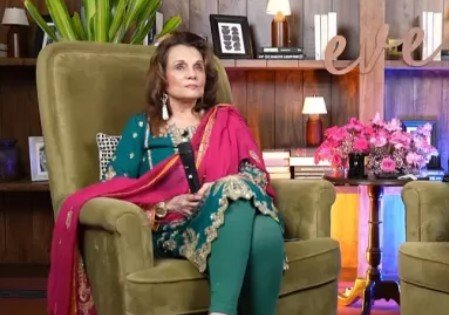 ‘ସେ ମୋତେ ପ୍ରପୋଜ କରିଥିଲେ…’ ଶମ୍ମି କପୁରଙ୍କ ବିଷୟରେ ପ୍ରଶ୍ନ ଶୁଣି କହିଲେ ମୁମତାଜ