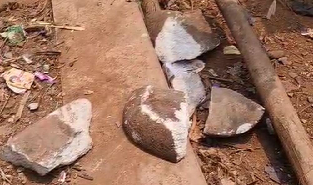 ସ୍ତ୍ରୀର ଶିଳପୂଆ ମାଡରେ ଆଖିବୁଜିଲା ସ୍ୱାମୀ