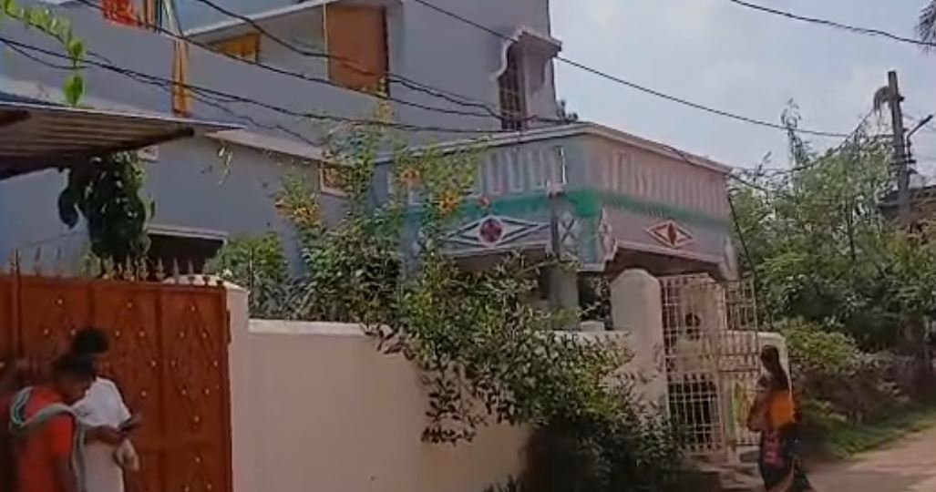 ସୁନା ଗହଣା ସହ ଦୁର୍ବୁତ୍ତ ଲୁଟିନେଲେ୧୦ ଲକ୍ଷ ଟଙ୍କା