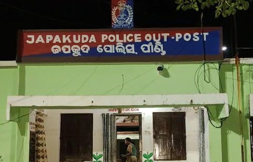 କାର୍ଯ୍ୟାନୁଷ୍ଠାନ ଶୂନ,କାହା ଚାପରେ ଚେପା ପୋଲିସ ବାବୁ ?