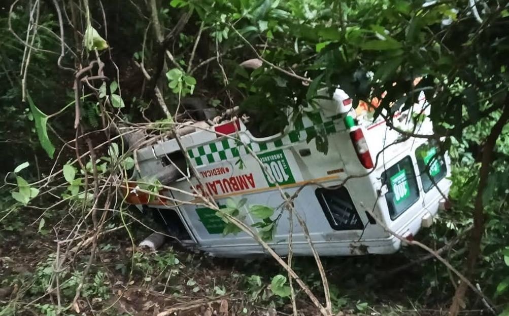 ଓଲଟିଲା ଅମ୍ବୁଲାନ୍ସ, ୩ ଗୁରୁତର