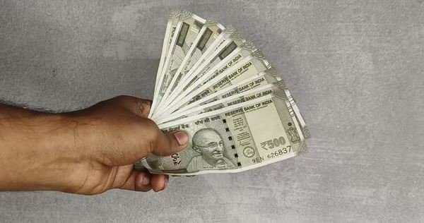 ବନ୍ଦ ହୋଇପାରେ ୫୦୦ ଟଙ୍କିଆ ନୋଟ୍‌! ଦୁର୍ନୀତି ରୋକିବାକୁ ନିଷ୍ପତ୍ତି ନେଇପାରନ୍ତି ସରକାର