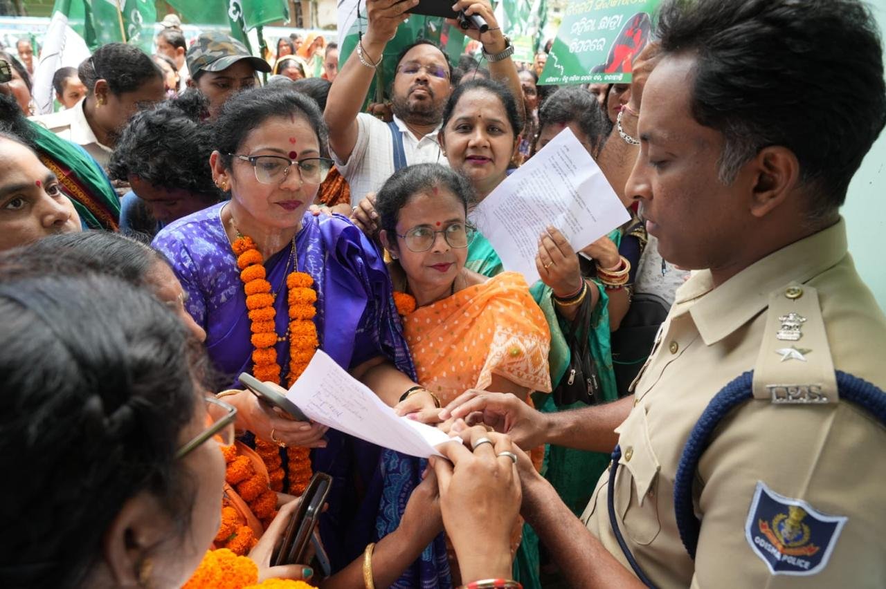 ମହିଳା ନିର୍ଯାତନା ପ୍ରତିବାଦରେ ବିଜୁ ମହିଳା ଜନତା ଦଳ ପକ୍ଷରୁ ଶୋଭାଯାତ୍ରା