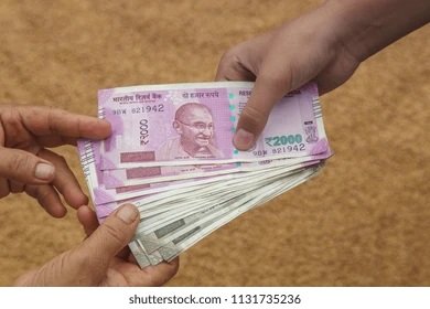 RBI рм░ рммрмбрм╝ рмЦрнБрм▓рм╛рм╕рм╛: 2000 рмЯрмЩрнНрмХрм┐рмЖ рмирнЛрмЯрнН рмПрммрнЗ рммрм┐ рммрмЬрм╛рм░рм░рнЗ, рмЬрм╛рмгрмирнНрмдрнБ рмХрнЗрмдрнЗ рмирнЛрмЯрнН рммрнНрнЯрм╛рмЩрнНрмХрмХрнБ рмлрнЗрм░рм┐ рмирм╛рм╣рм┐рмБ?