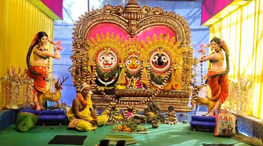 рмЬрм╛рмормд рмХрнБрм▓рм╛ рмЬрмЧрмирнНрмирм╛рмермЩрнНрмХ 32 рммрнЗрм╢ рмкрм╛рмЗрмБ рм╣рмЬрм╛рм░ рм╣рмЬрм╛рм░ рм╕рмзрм╛рм│рнБ рмХрм│рм╕ рм╢рнЛрмнрм╛рмпрм╛рмдрнНрм░рм╛ рмЕрмирнБрм╖рнНрмарм┐рмд