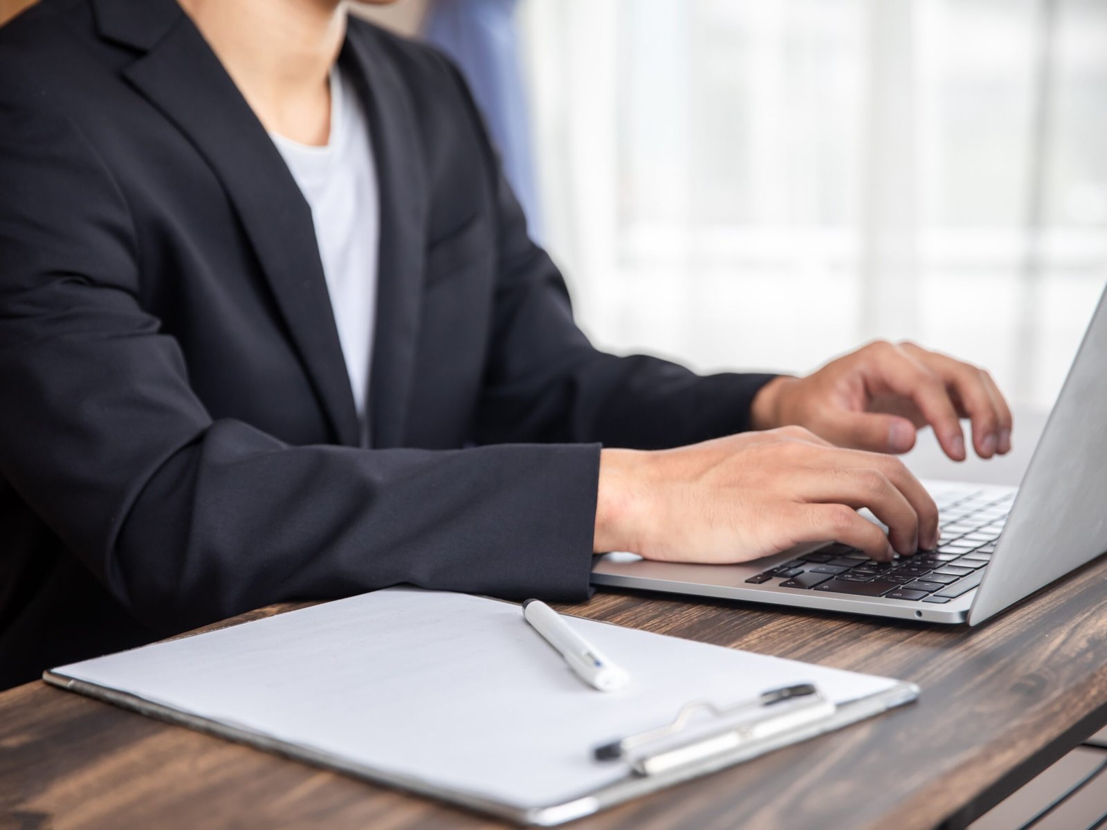 ଚାକିରି ନମିଳିବାରୁ ଆତ୍ମାହୁତି ଉଦ୍ୟମ: ଯୁବତୀ ଗୁରୁତର, ହସ୍ପିଟାଲରେ ଭର୍ତ୍ତି