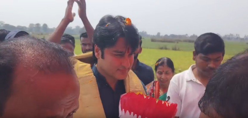 କୋରେଇରେ ଭୋଟକା ନାଳ ପୁନଃରୁଦ୍ଧାର ପ୍ରକଳ୍ପର ଭିତ୍ତିପ୍ରସ୍ତର ରଖିଲେ ବିଧାୟକ ଆକାଶ ଦାସ